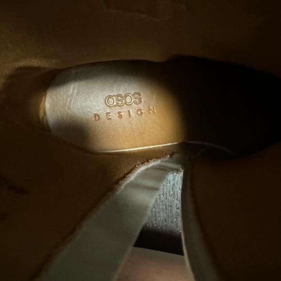 ASOS DESIGN Western Ankle Bootie - Picture 5 of 7